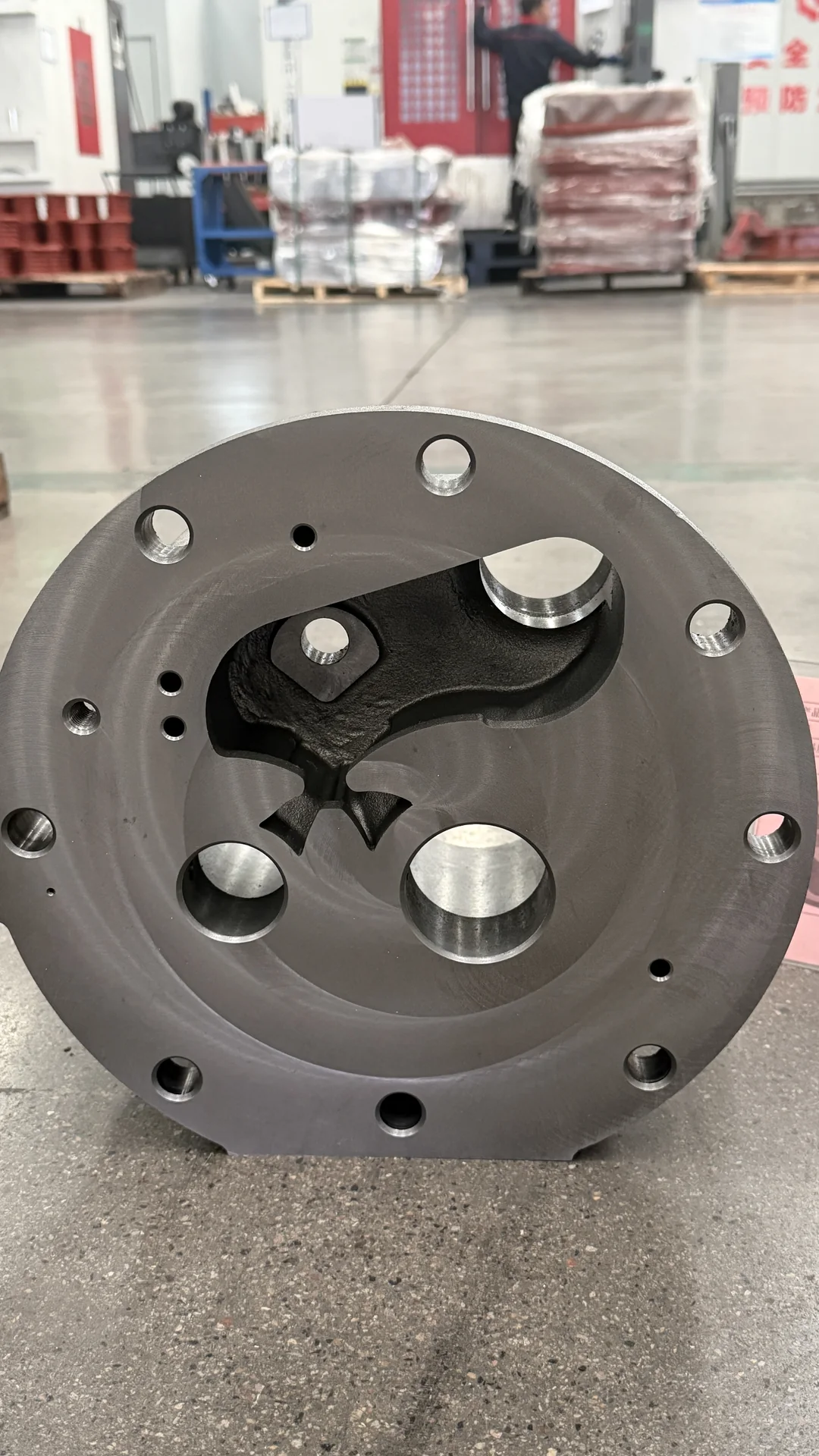 HT250 Bearing Housing Casting — machined HT250 bearing housing detail 4