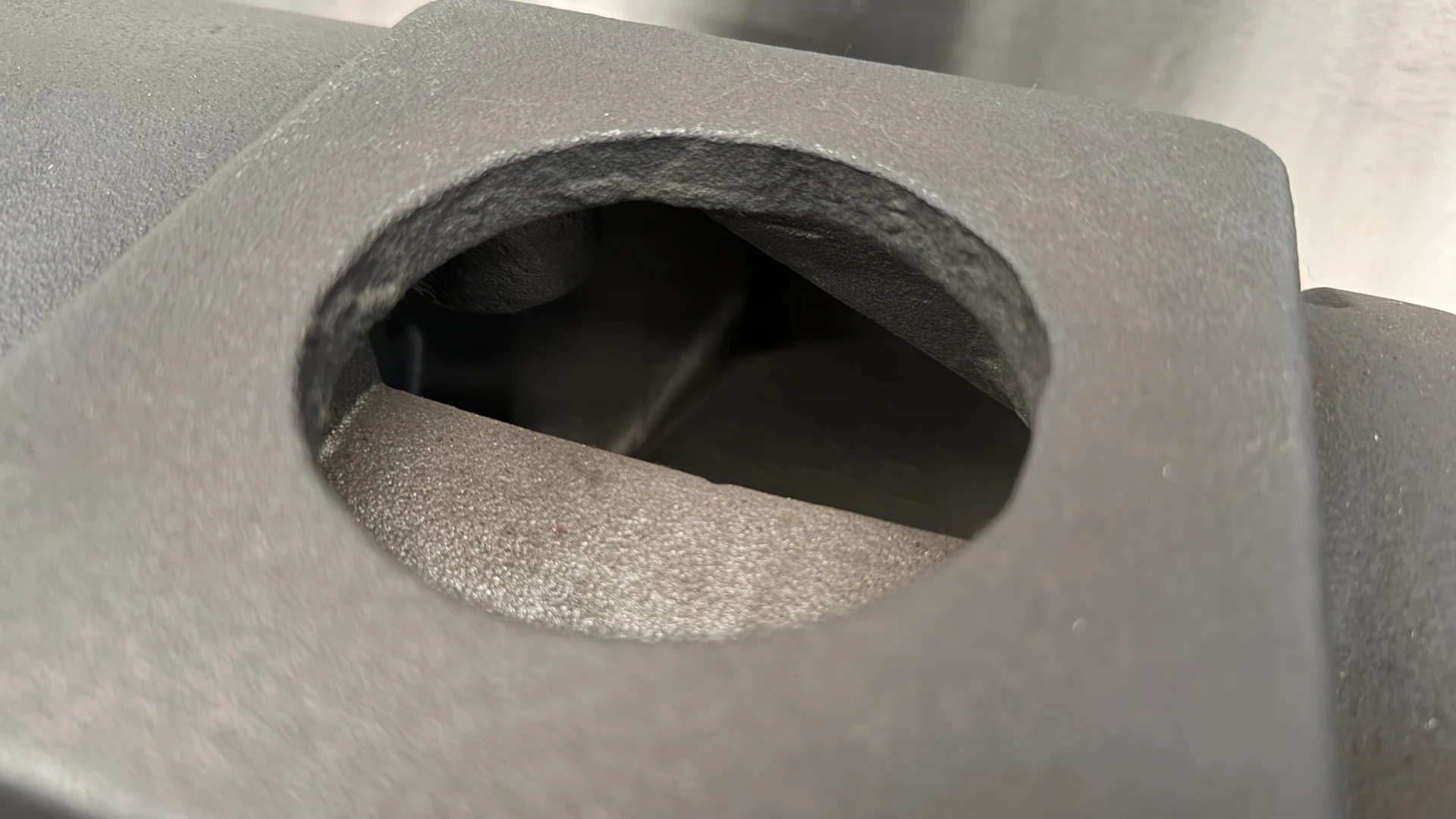 Compressor housings — as-cast and machining preparation photo 5