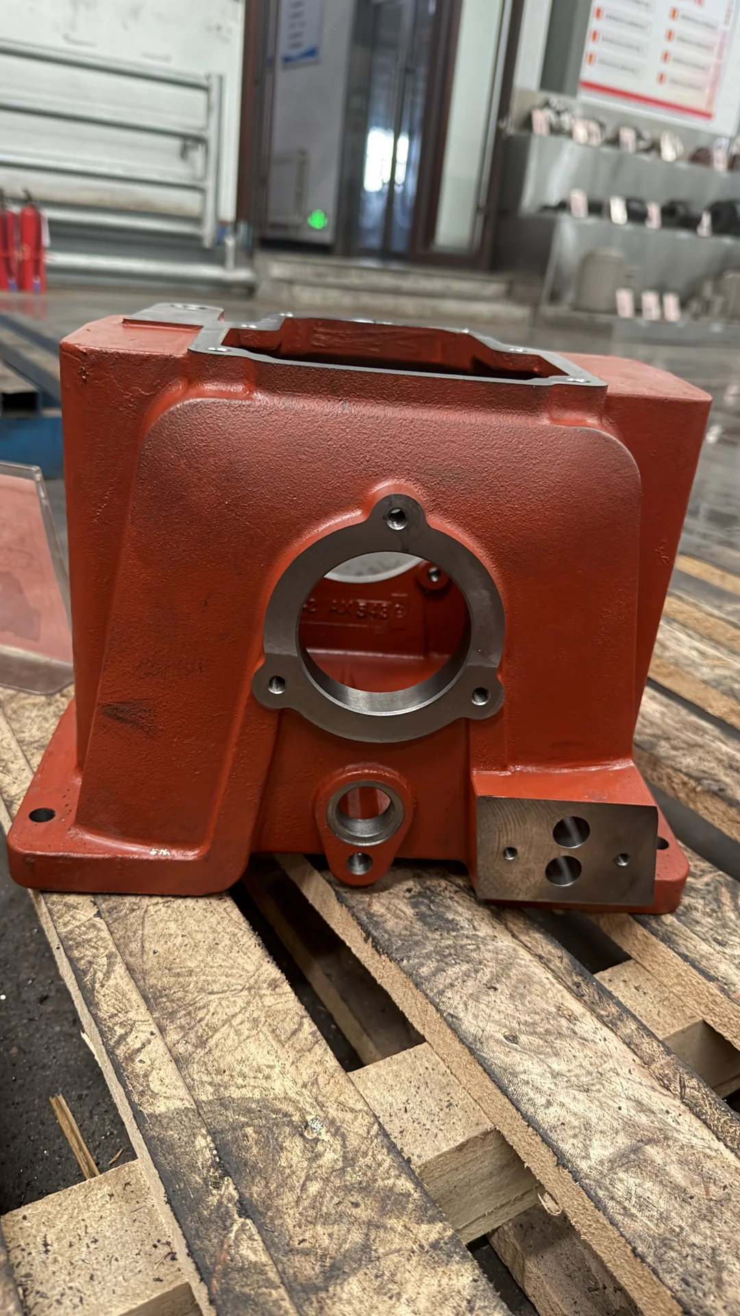 HT250 Compressor Crankcase Casting — HT250 compressor crankcase production and machining detail 4