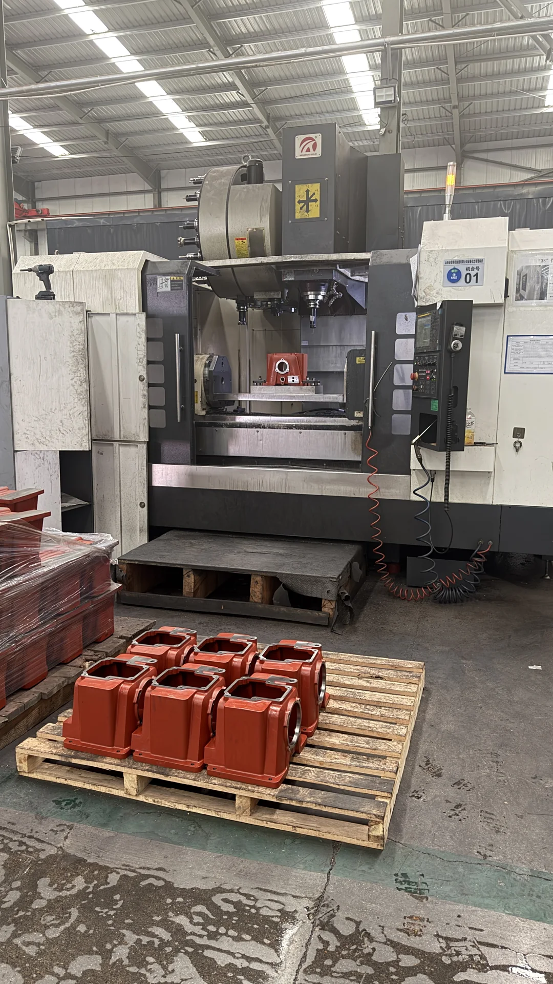 HT250 Compressor Crankcase Casting — HT250 compressor crankcase production and machining detail 5